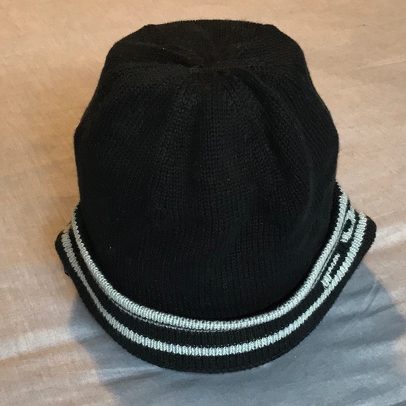 VINTAGE Fiction Clothing - FDCO Clothing Navy Brimmed Toque - Picture 3 of 4